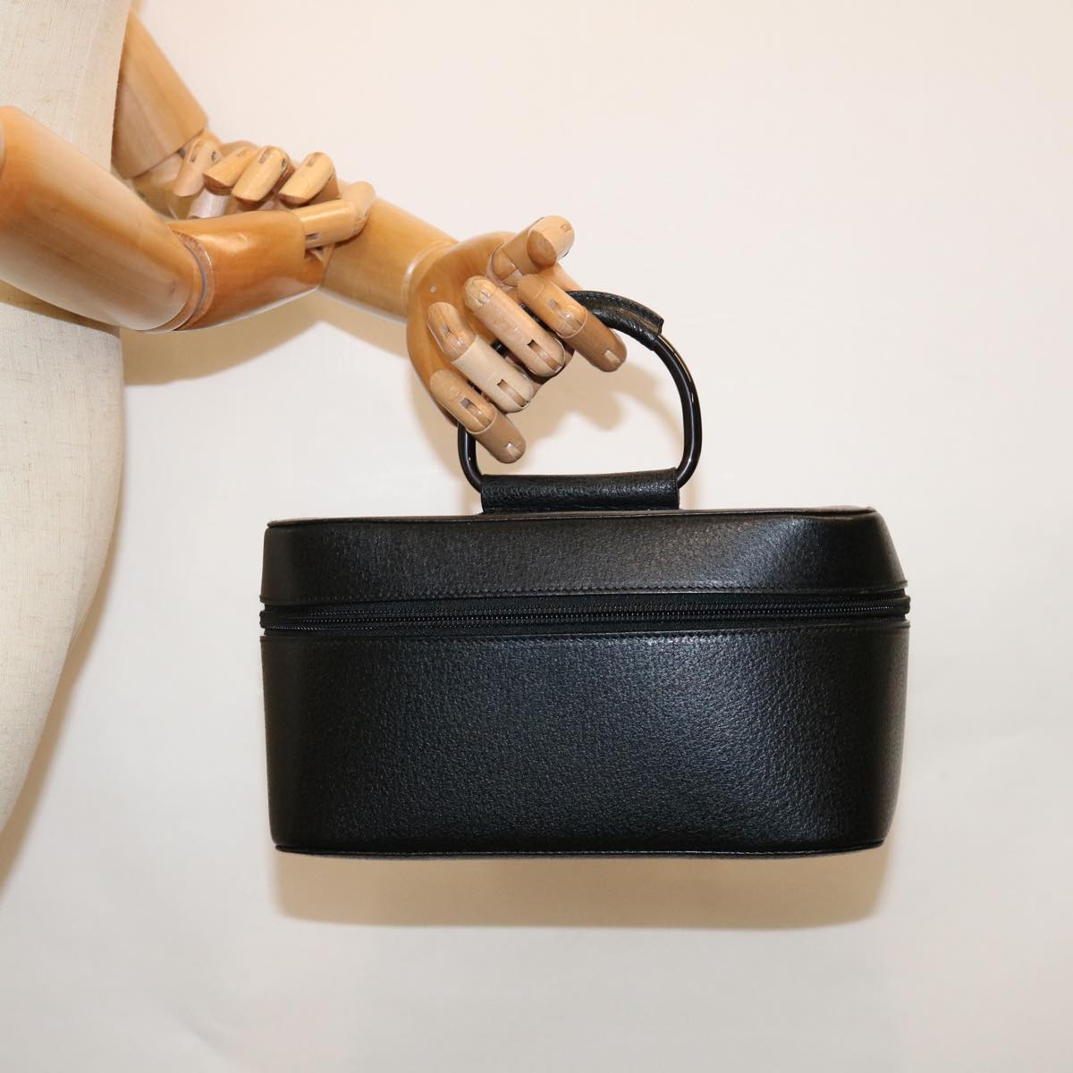 GUCCI Vanity Cosmetic Pouch Leather Black 039 1705 0710 61692