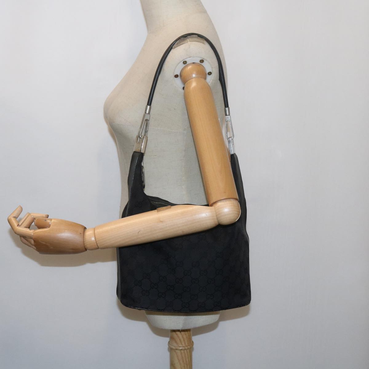 GUCCI GG Canvas Shoulder Bag Black 61700