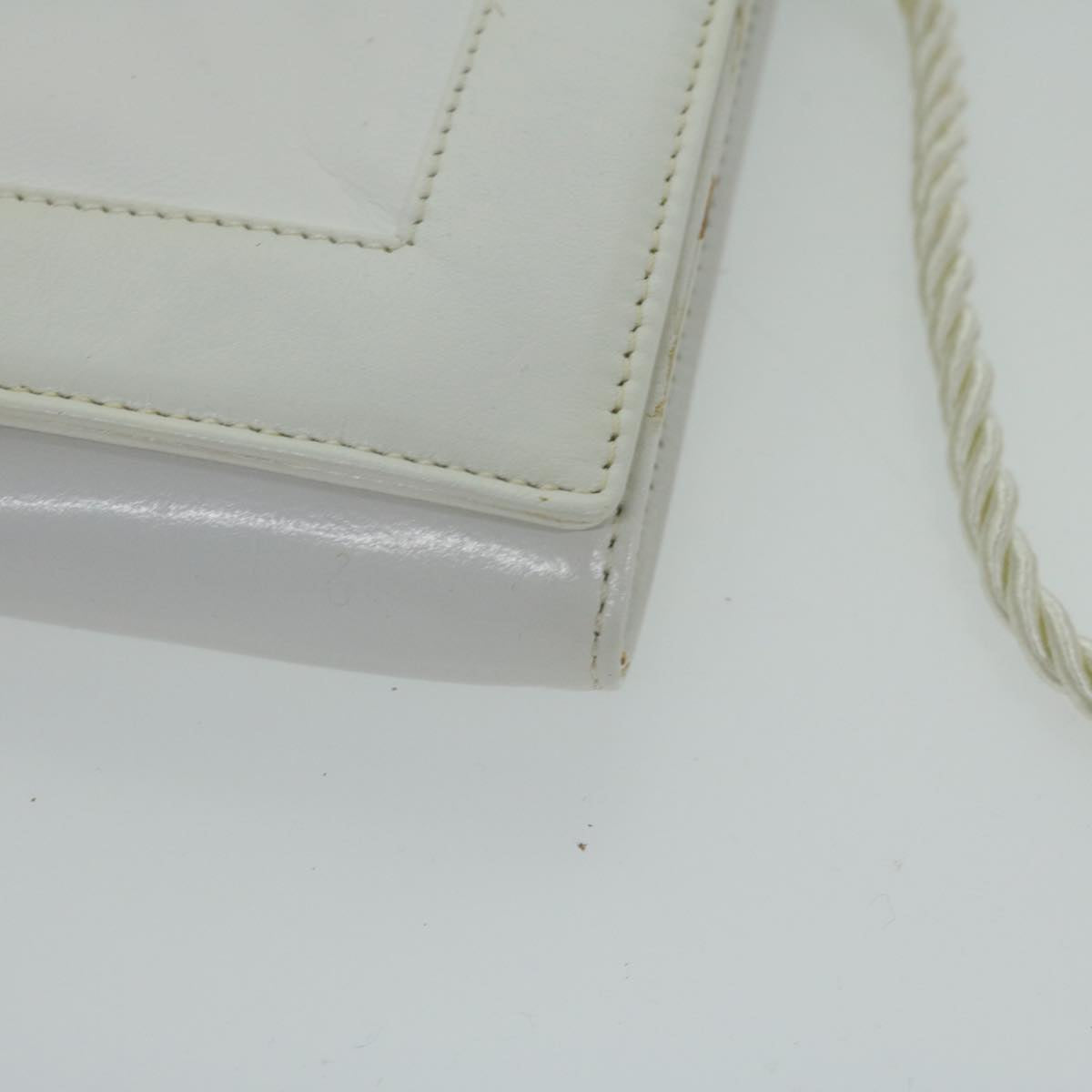 FENDI Shoulder Bag Leather White 61891