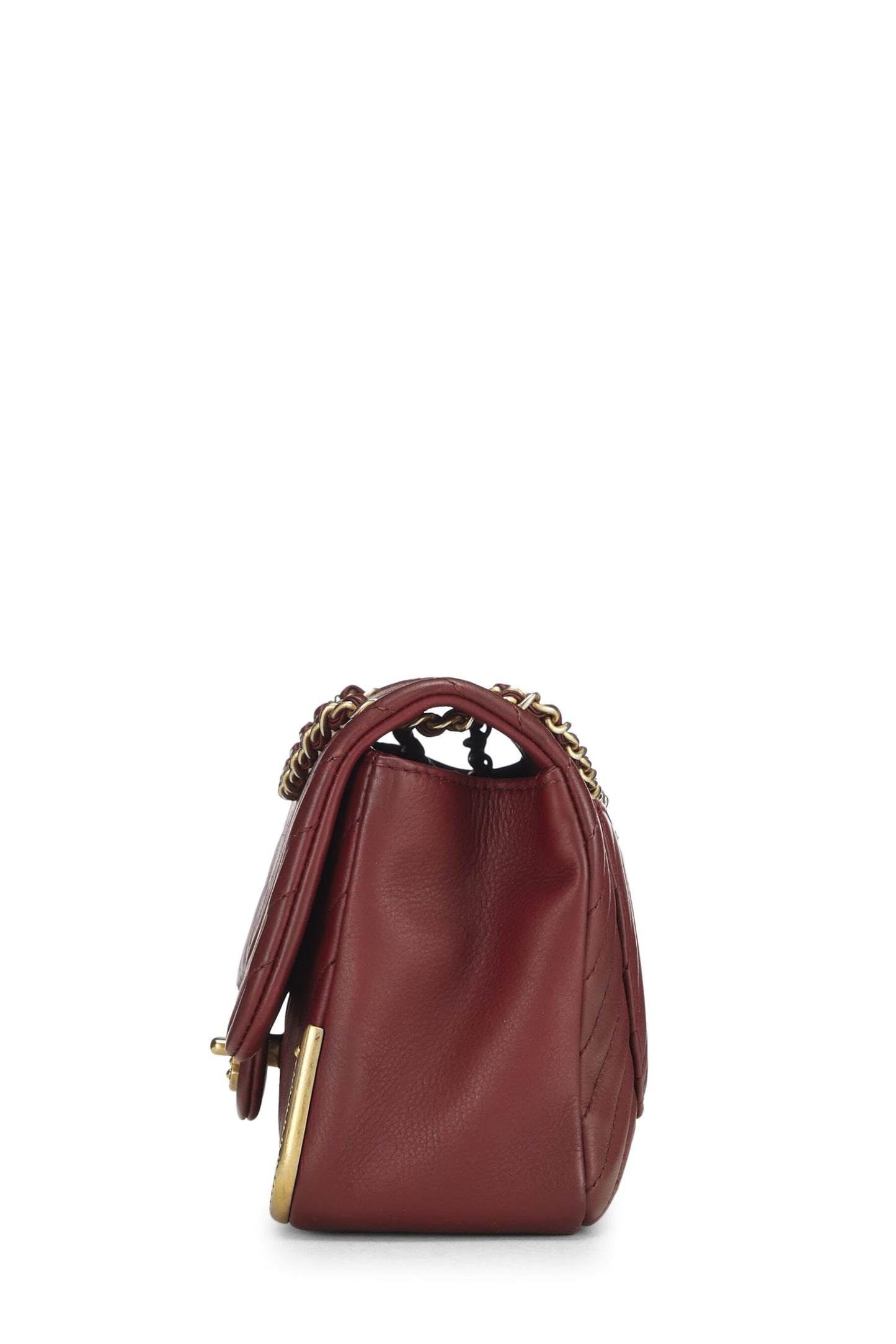 Chanel,  Paris-Cosmopolite Red Chevron Lambskin Rock the Corner Flap Bag Small, Red