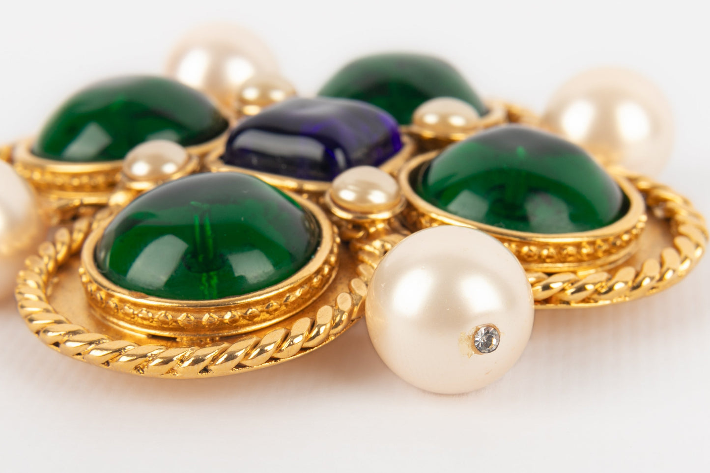 Broche croix Chanel 1990's