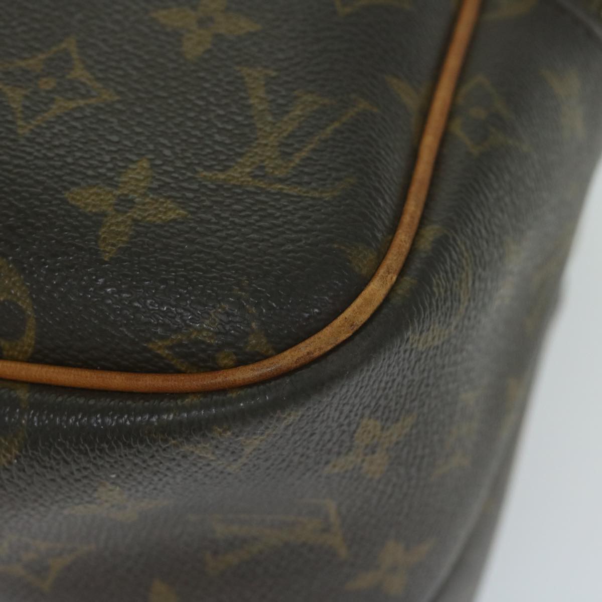 LOUIS VUITTON Monogram Reporter GM Shoulder Bag M45252 LV 62225