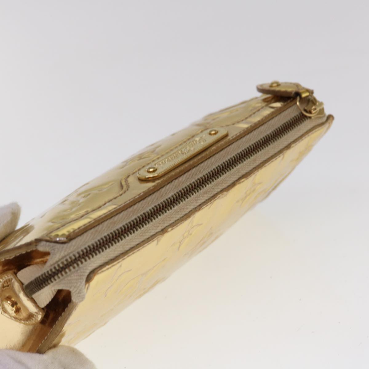 Louis Vuitton Cosmetic Pouch  Patent Leather Clutch Bag ()