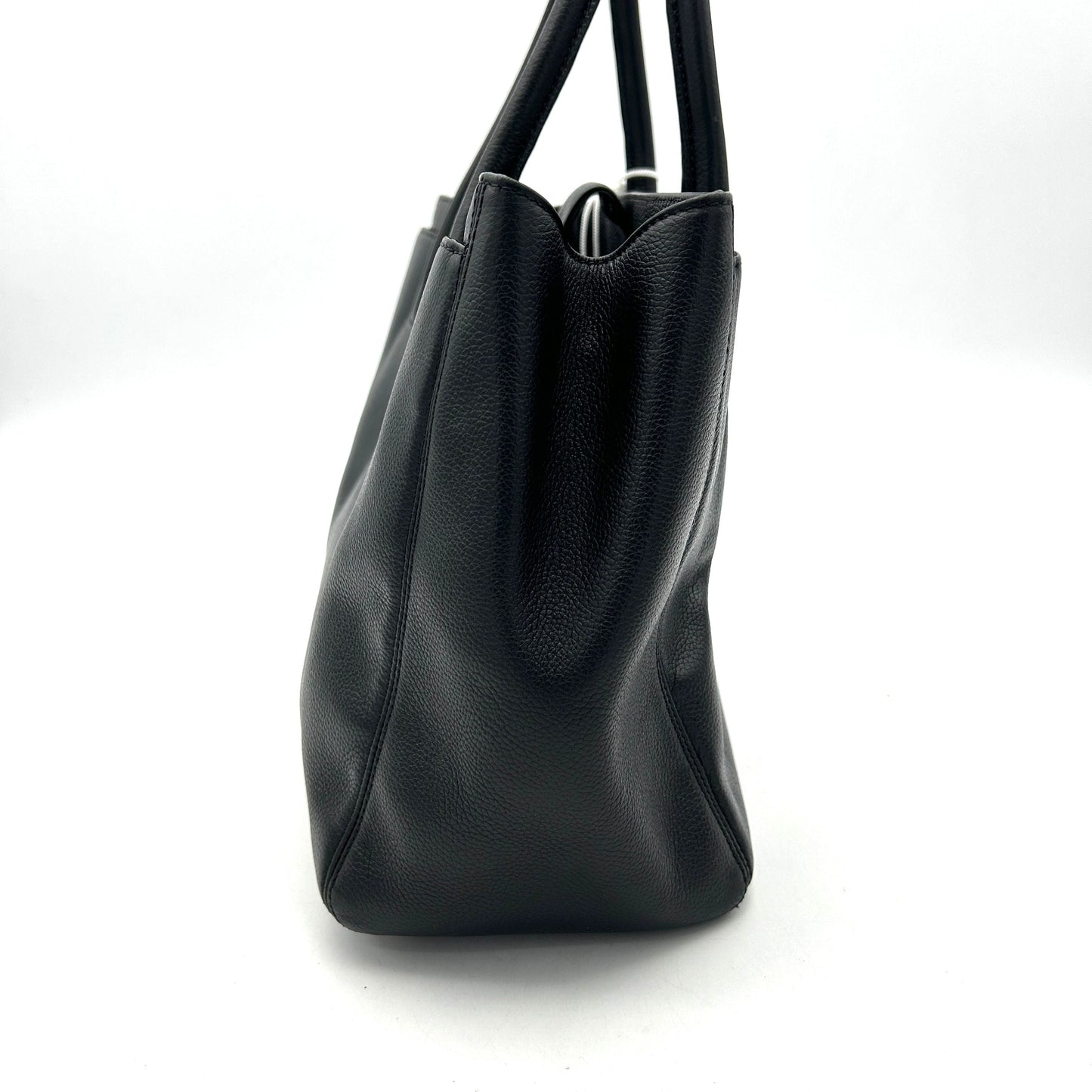 Chanel Medium Executive Cerf Tote Bag - Black Totes, Handbags LA30415