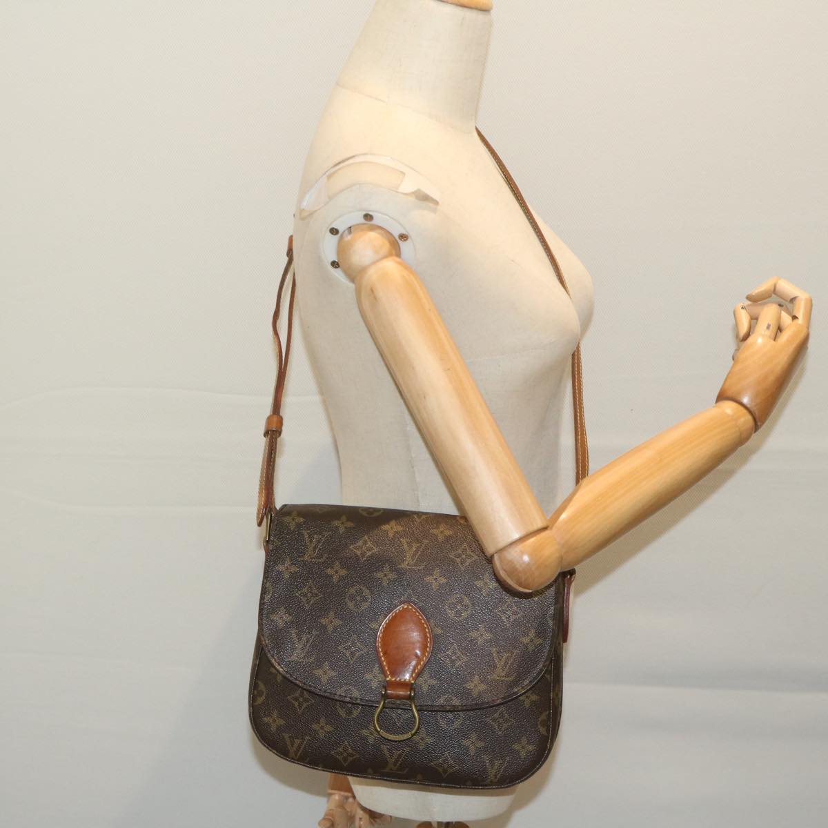 LOUIS VUITTON Monogram Saint Cloud GM Shoulder Bag M51242 LV 62450