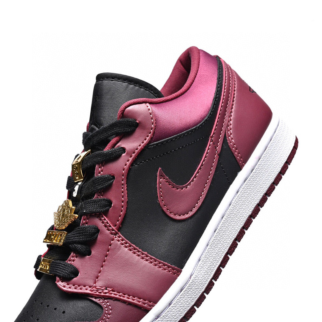 GLM - AJ1 low wine red metal wings