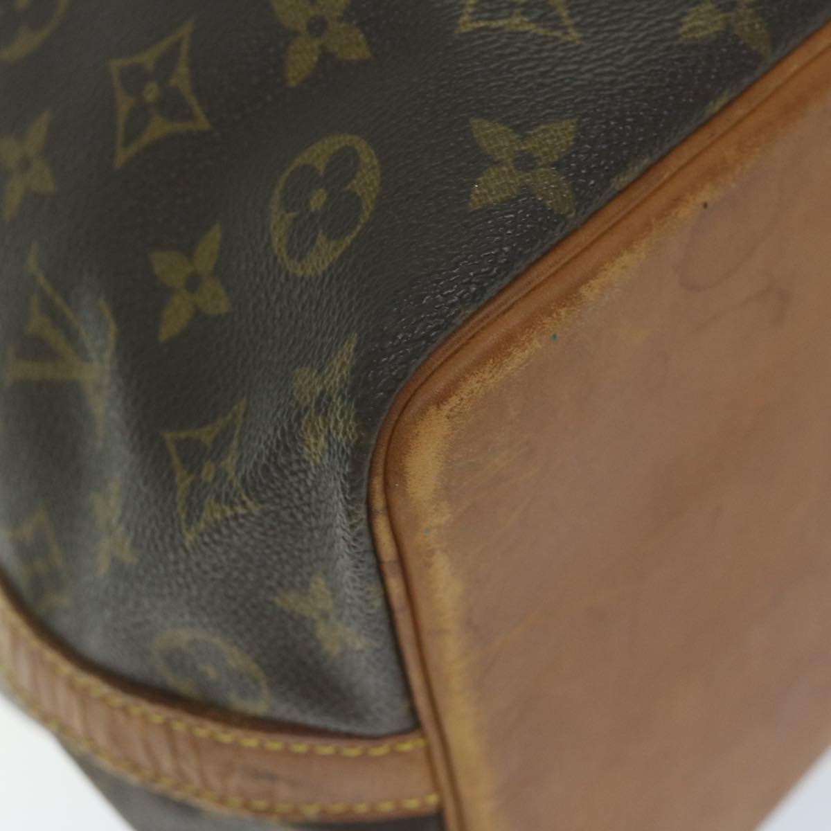 LOUIS VUITTON Monogram Petit Noe Shoulder Bag M42226 LV 62510