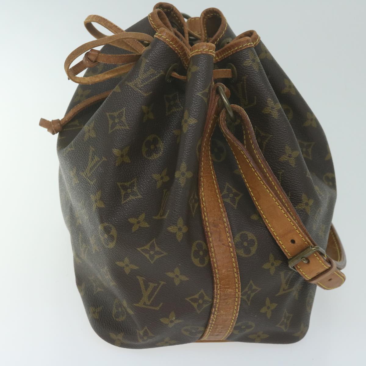 LOUIS VUITTON Monogram Petit Noe Shoulder Bag M42226 LV 62510