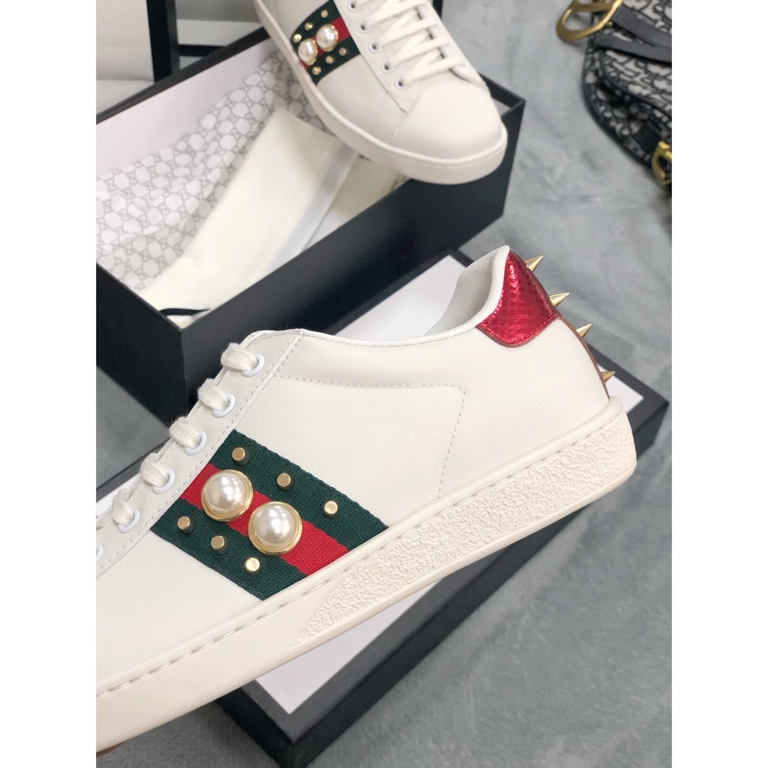 GLM-GCI Ace PEARL Sneaker 082