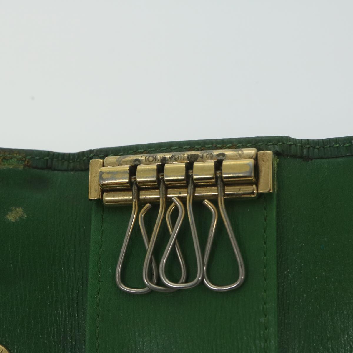 LOUIS VUITTON Epi Monogram Key Case 11 pieces Green Red LV 62872