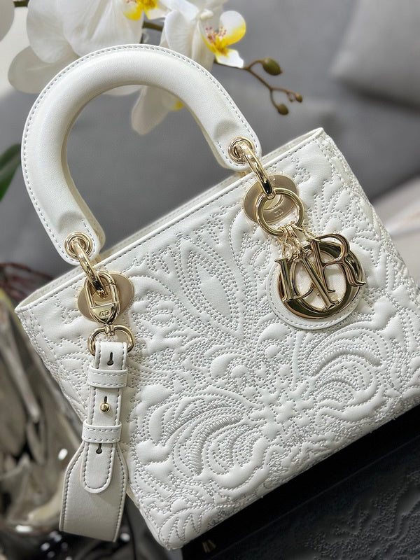 GLM - Dir Bags - 1206