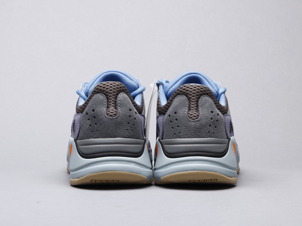 GLM - Yzy 700 Carbon Blue Sneaker