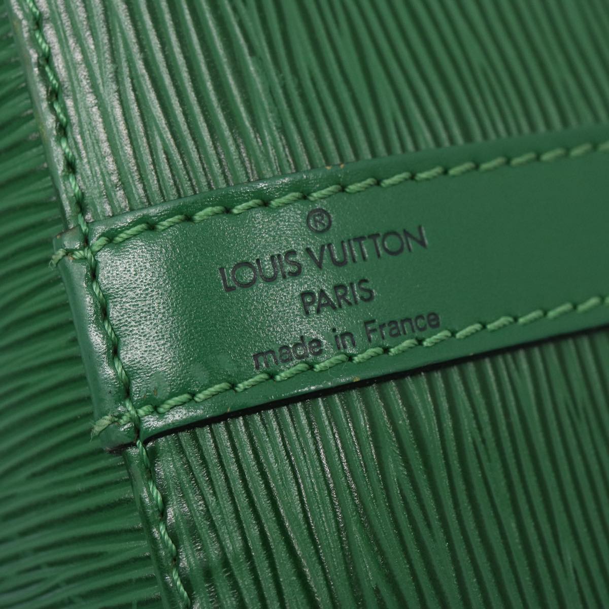 LOUIS VUITTON Epi Petit Noe Shoulder Bag Green M44104 LV 63216