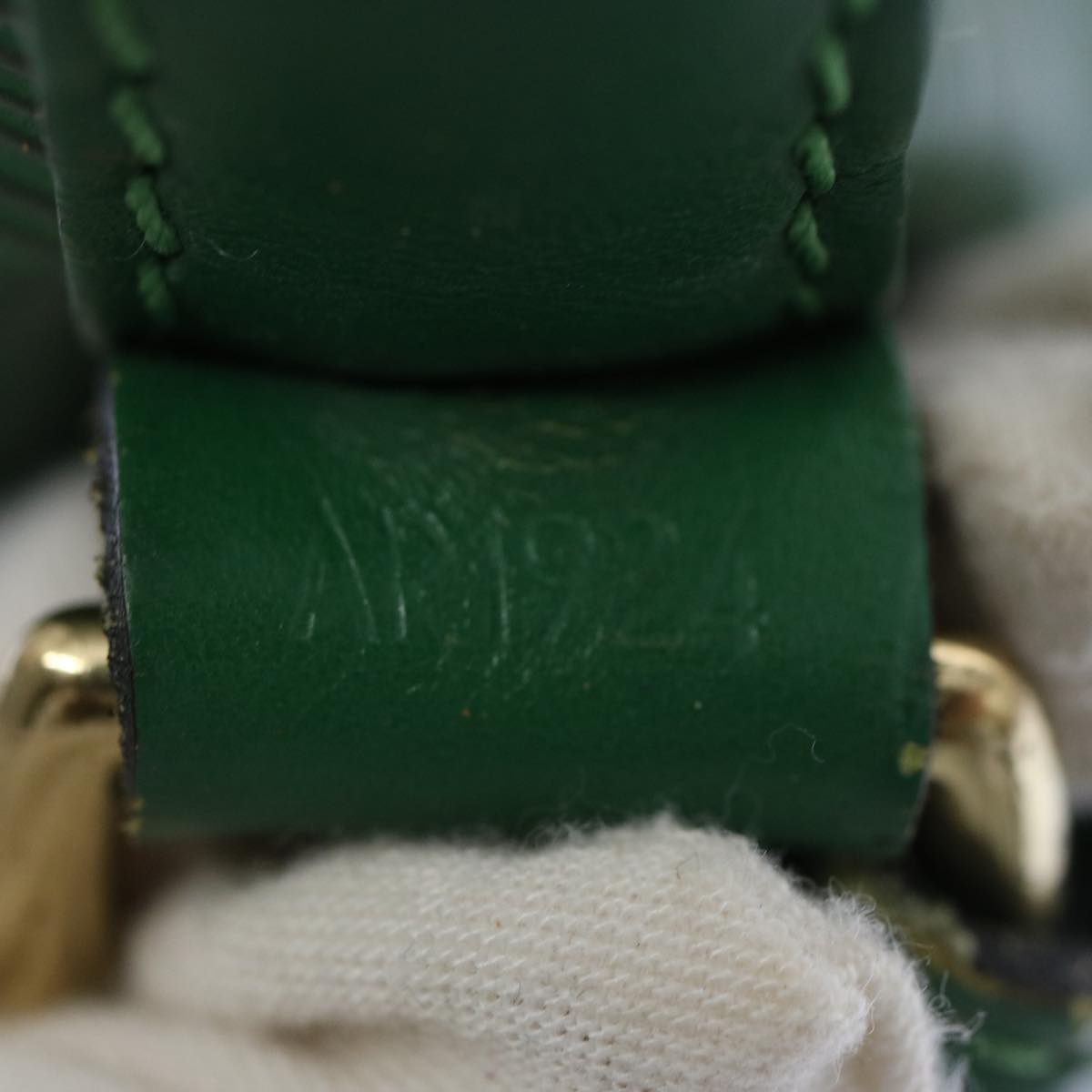 LOUIS VUITTON Epi Petit Noe Shoulder Bag Green M44104 LV 63216