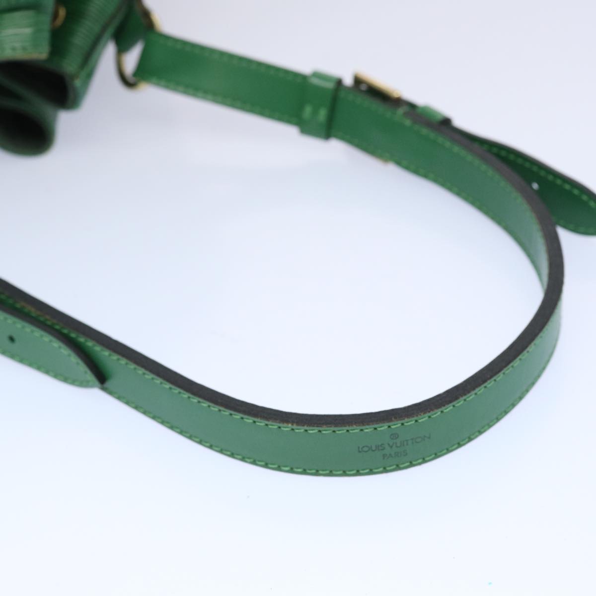 LOUIS VUITTON Epi Petit Noe Shoulder Bag Green M44104 LV 63216