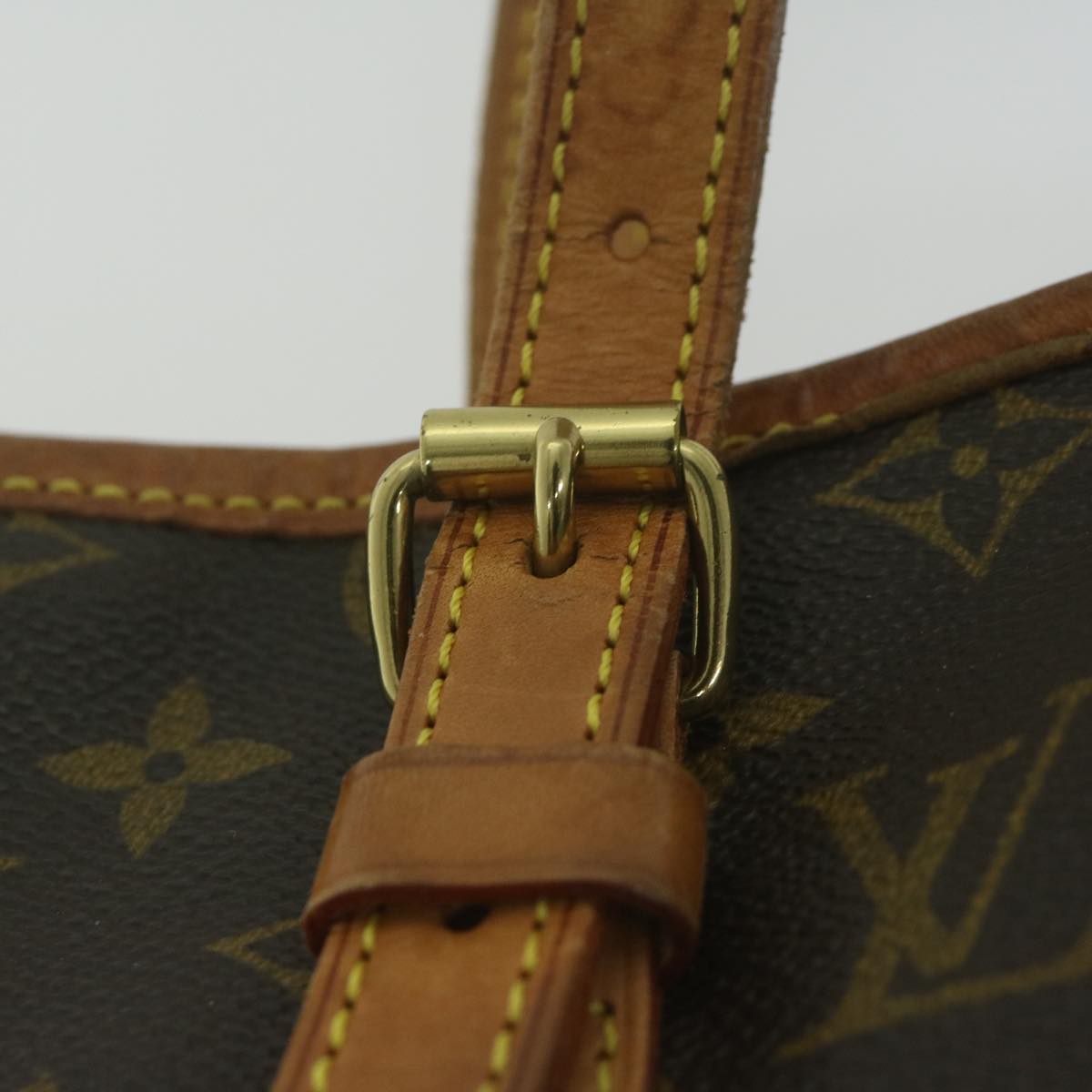 LOUIS VUITTON Monogram Bucket GM Shoulder Bag M42236 LV 63345