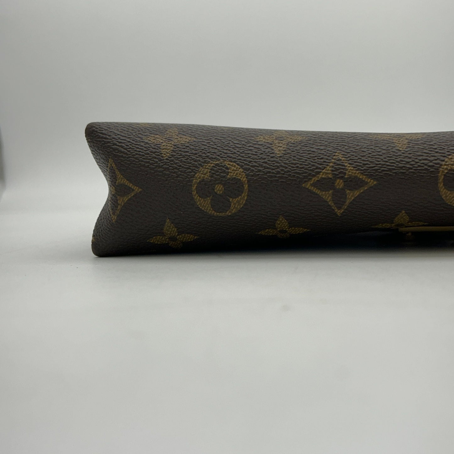 LOUIS VUITTON Monogram Pallas Chain Cherry 2100301162075