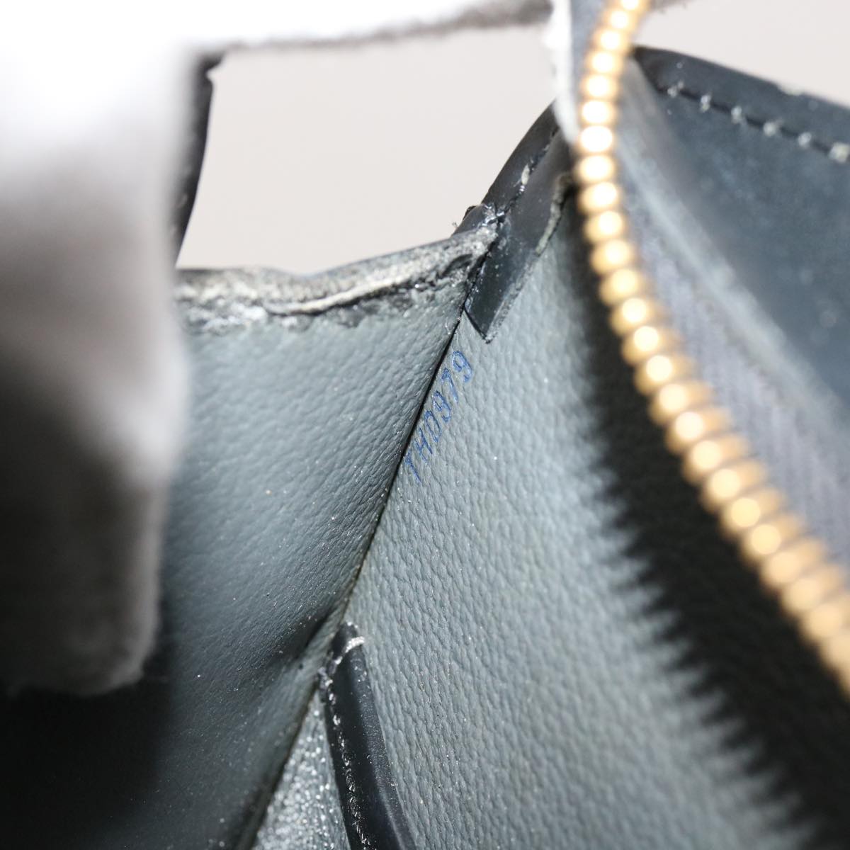 LOUIS VUITTON Epi Riviera Hand Bag Noir Black M48182 LV 63457