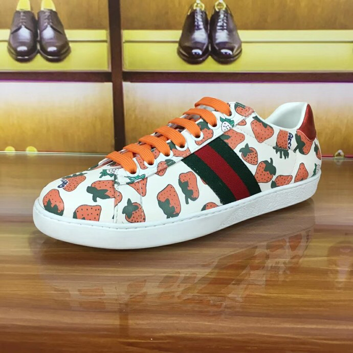 GLM-GCI Ace Strawberry Sneaker 020