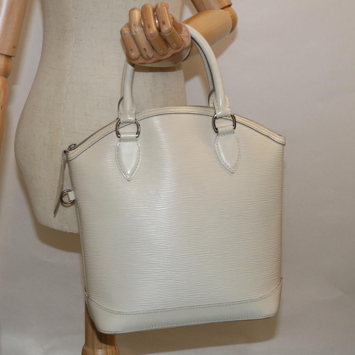 LOUIS VUITTON Epi Lockit Hand Bag Yvoire M4229J LV 63510