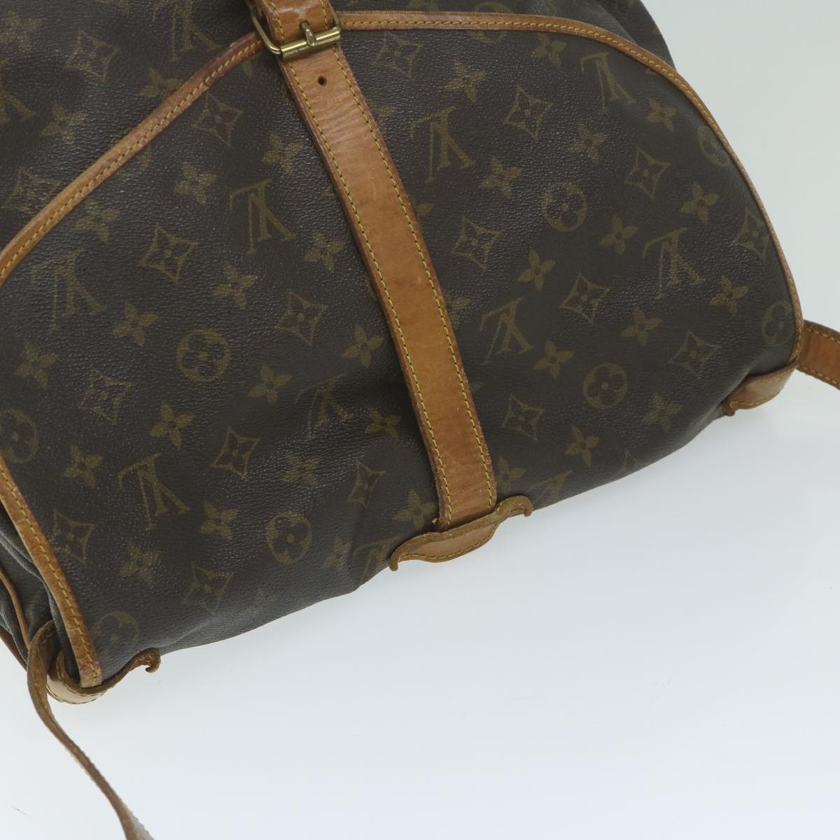 LOUIS VUITTON Monogram Saumur 35 Shoulder Bag M42254 LV 63511