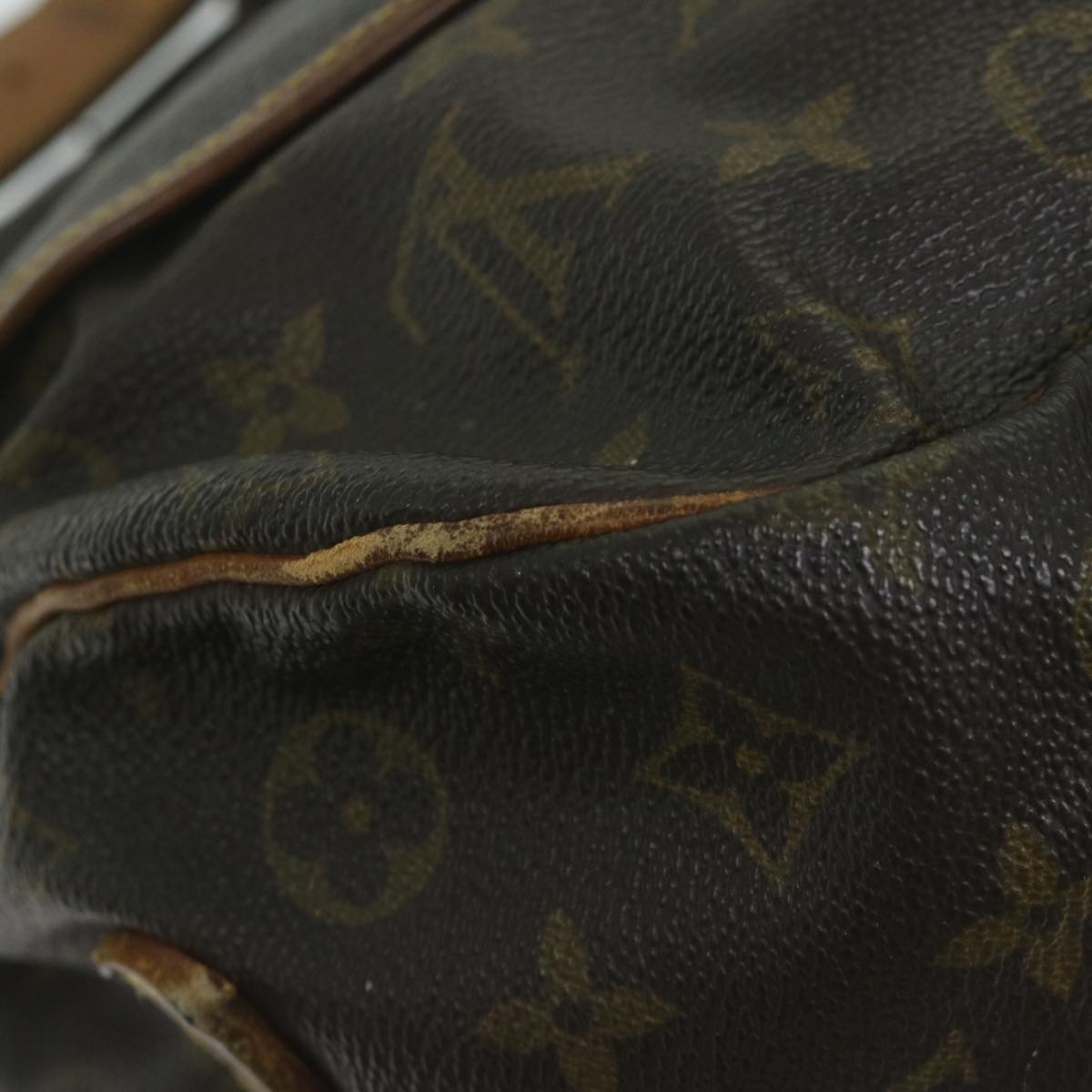 LOUIS VUITTON Monogram Saumur 35 Shoulder Bag M42254 LV 63511