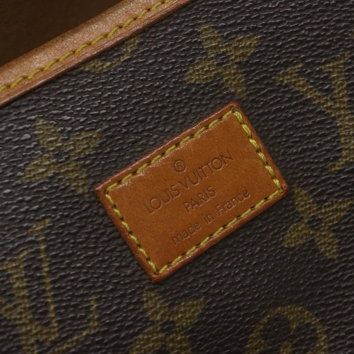 LOUIS VUITTON Monogram Saumur 35 Shoulder Bag M42254 LV 63511
