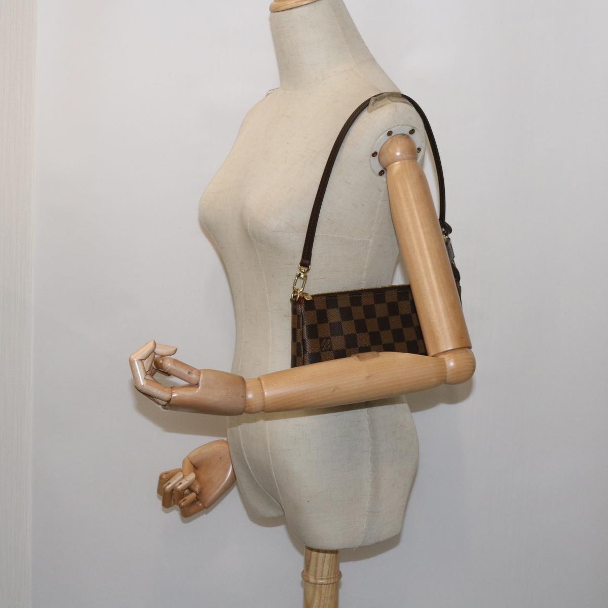 LOUIS VUITTON Damier Ebene Pochette Accessoires Pouch N41206 LV 63575A