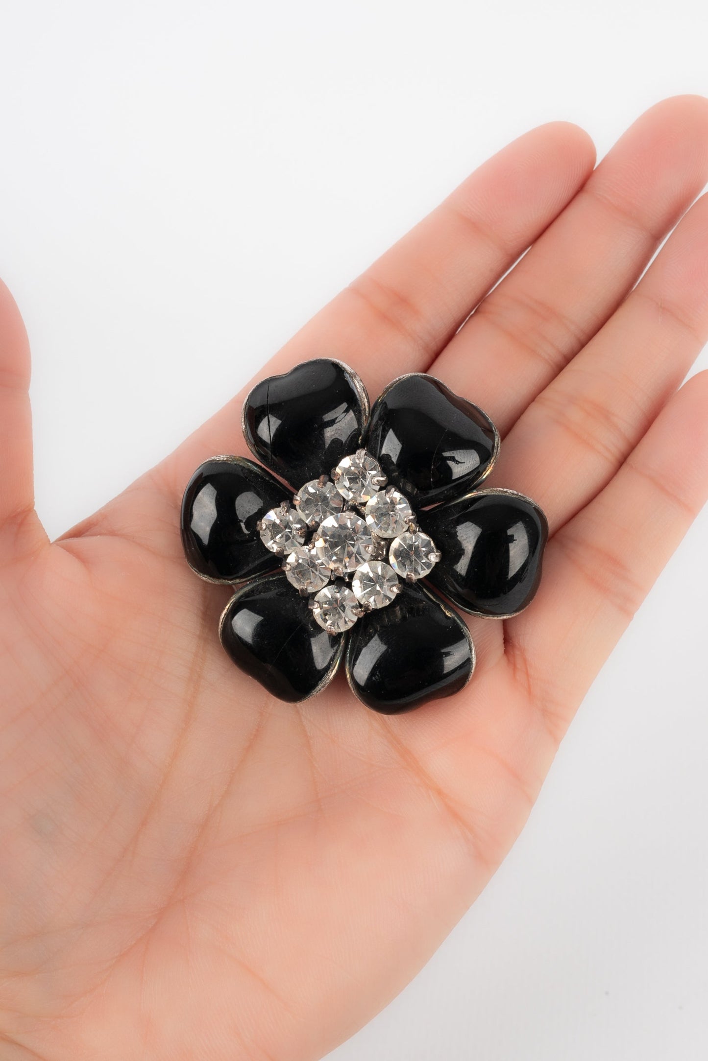 Broche CamÃ©lia Chanel 1995