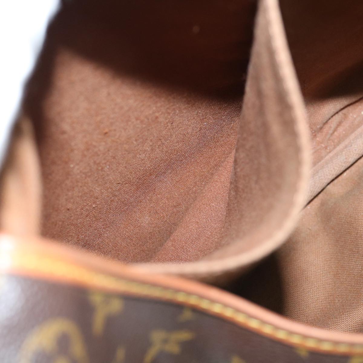 LOUIS VUITTON Monogram Saumur 35 Shoulder Bag M42254 LV 63956
