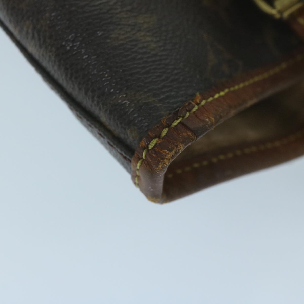 LOUIS VUITTON Monogram Bucket GM Shoulder Bag M42236 LV 63968