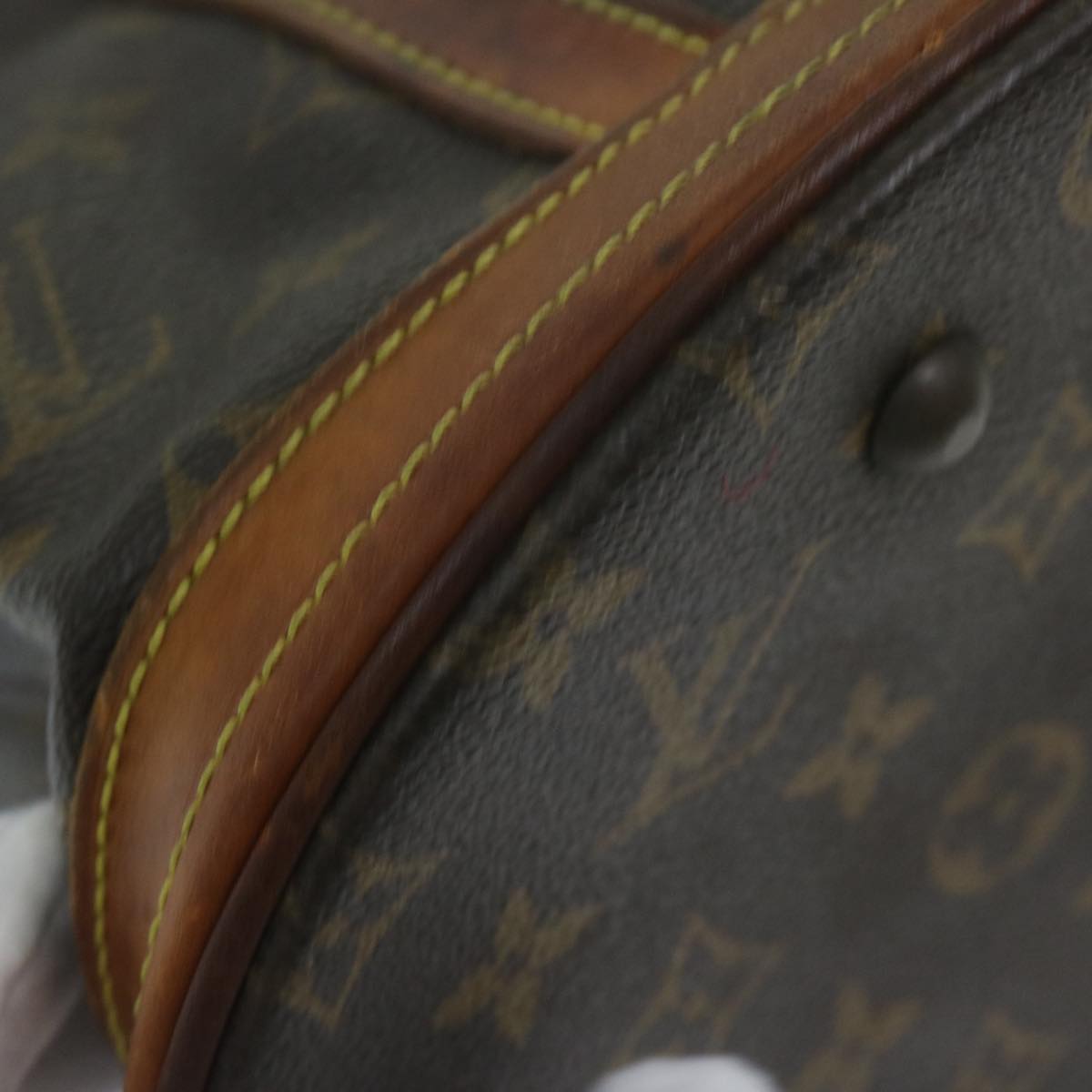 LOUIS VUITTON Monogram Bucket GM Shoulder Bag M42236 LV 63968