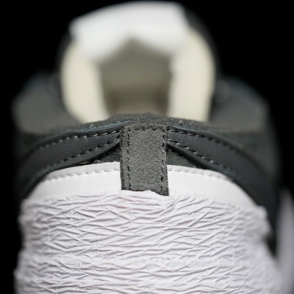 GLM - Sacai x Blazer Low Black & White
