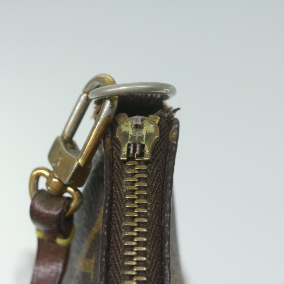 LOUIS VUITTON Monogram Pochette Accessoires Pouch M51980 LV 64017