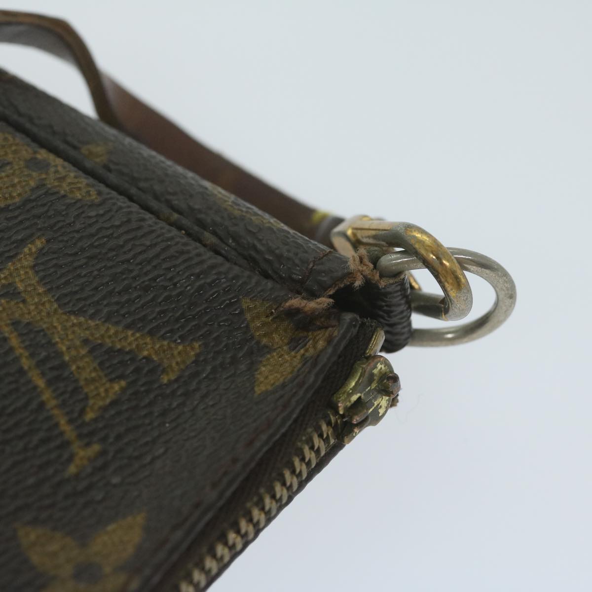 LOUIS VUITTON Monogram Pochette Accessoires Pouch M51980 LV 64017