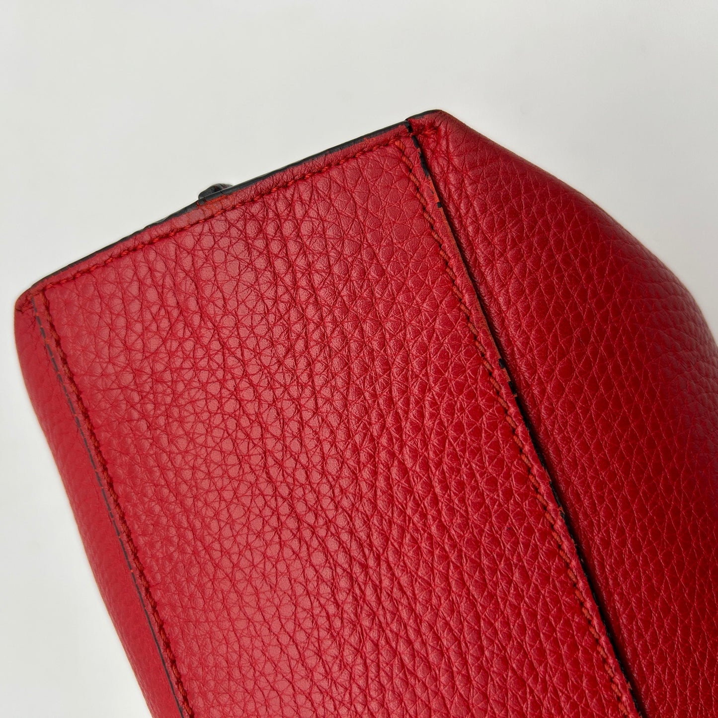 Gucci Hibiscus Red Calfskin Bamboo Top Handle Bag Small