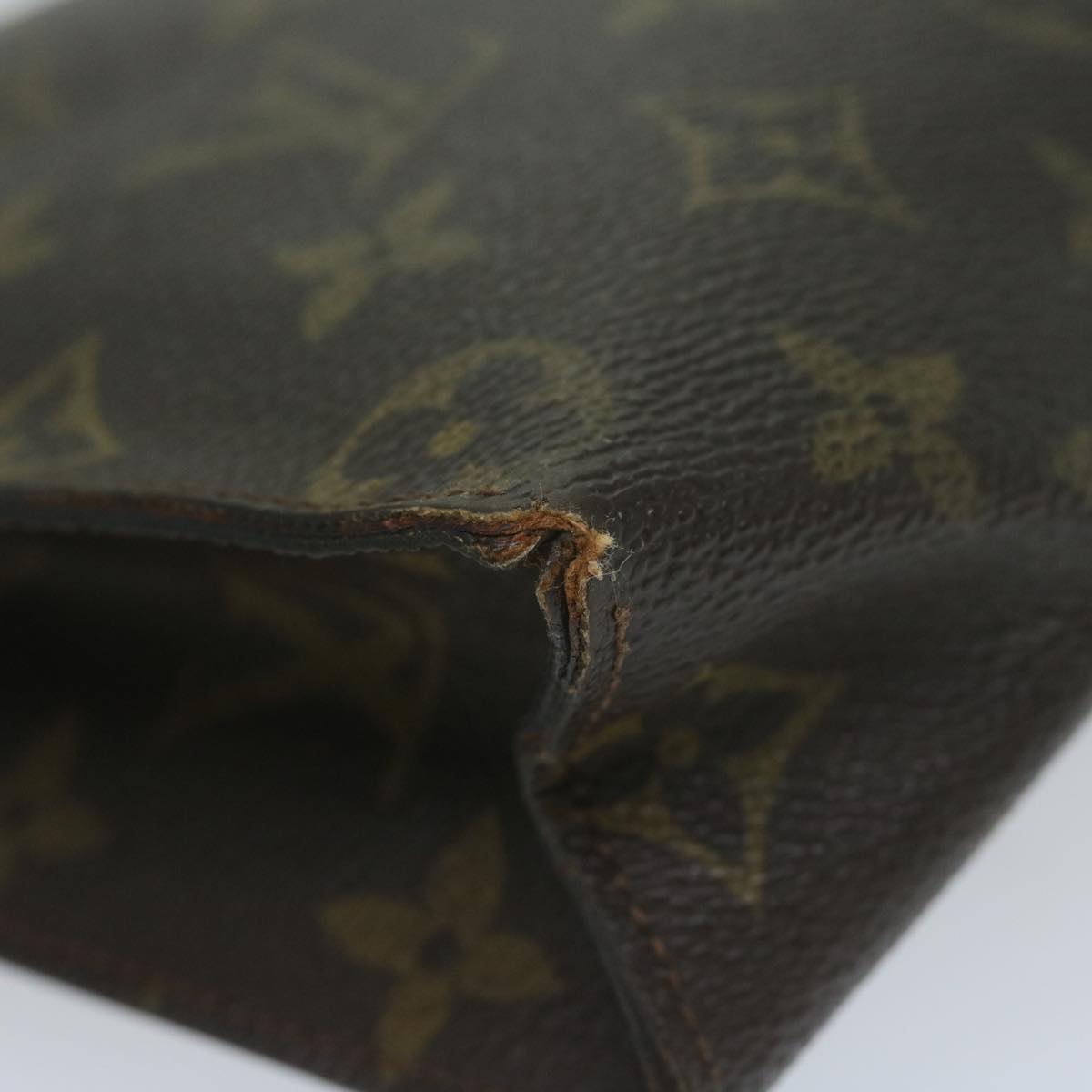 LOUIS VUITTON Monogram Poche Toilette 26 Pouch M47542 LV 64042