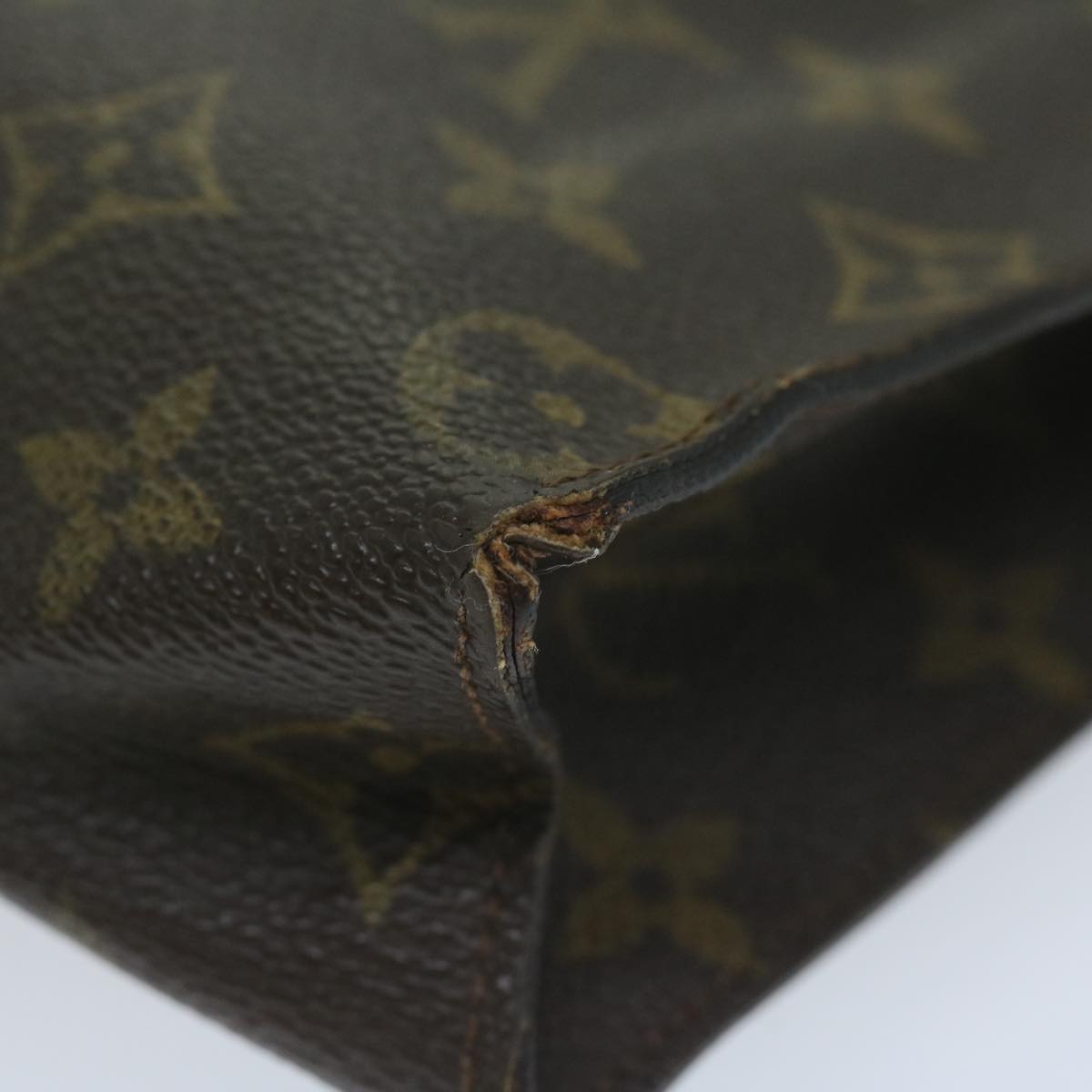 LOUIS VUITTON Monogram Poche Toilette 26 Pouch M47542 LV 64042