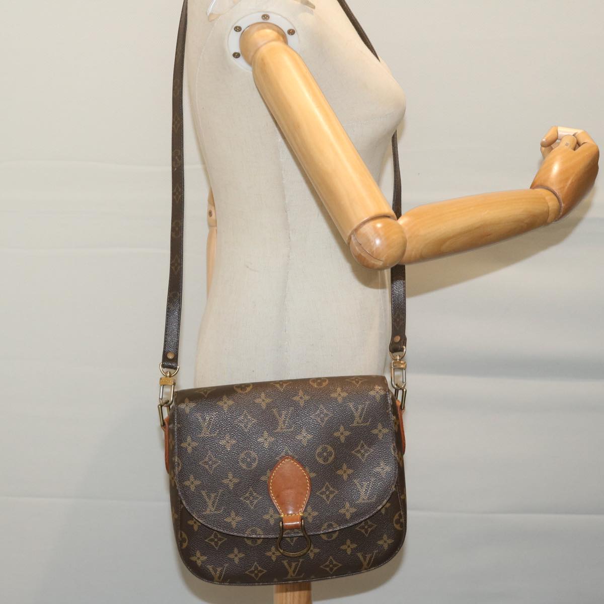 LOUIS VUITTON Monogram Saint Cloud GM Shoulder Bag M51242 LV 64058
