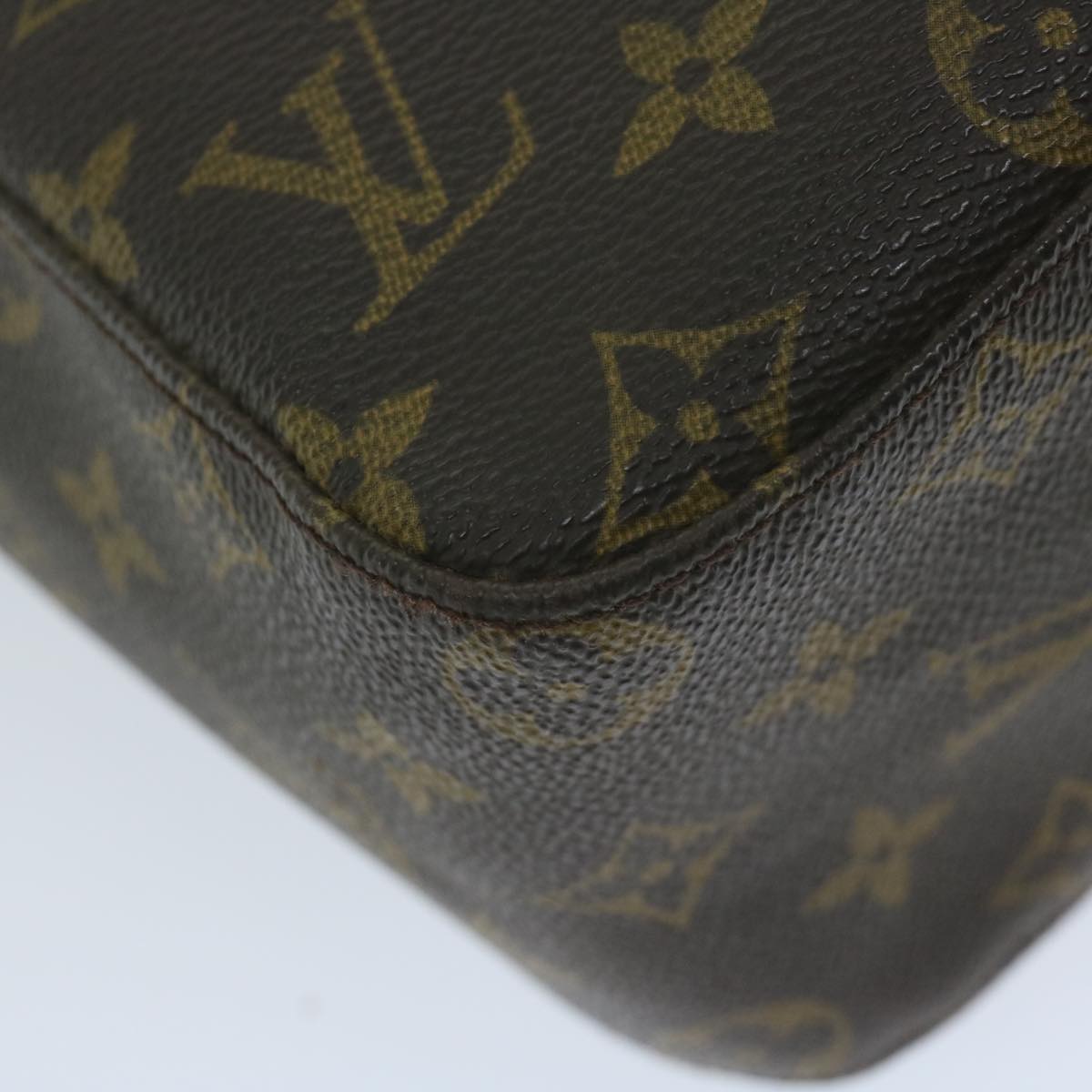 LOUIS VUITTON Monogram Looping GM Shoulder Bag M51145 LV 64071