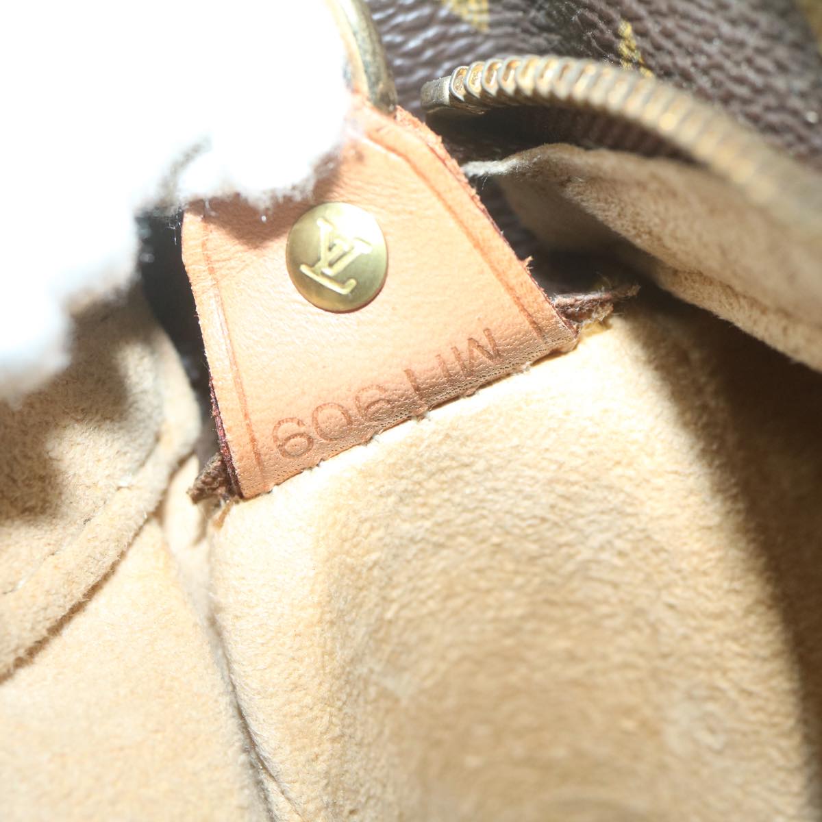 LOUIS VUITTON Monogram Looping GM Shoulder Bag M51145 LV 64071