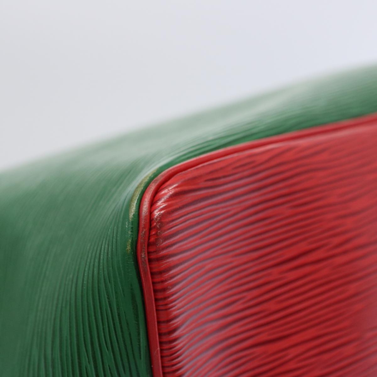 LOUIS VUITTON Epi Petit Noe Shoulder Bag Bicolor Green Red M44147 LV 64091