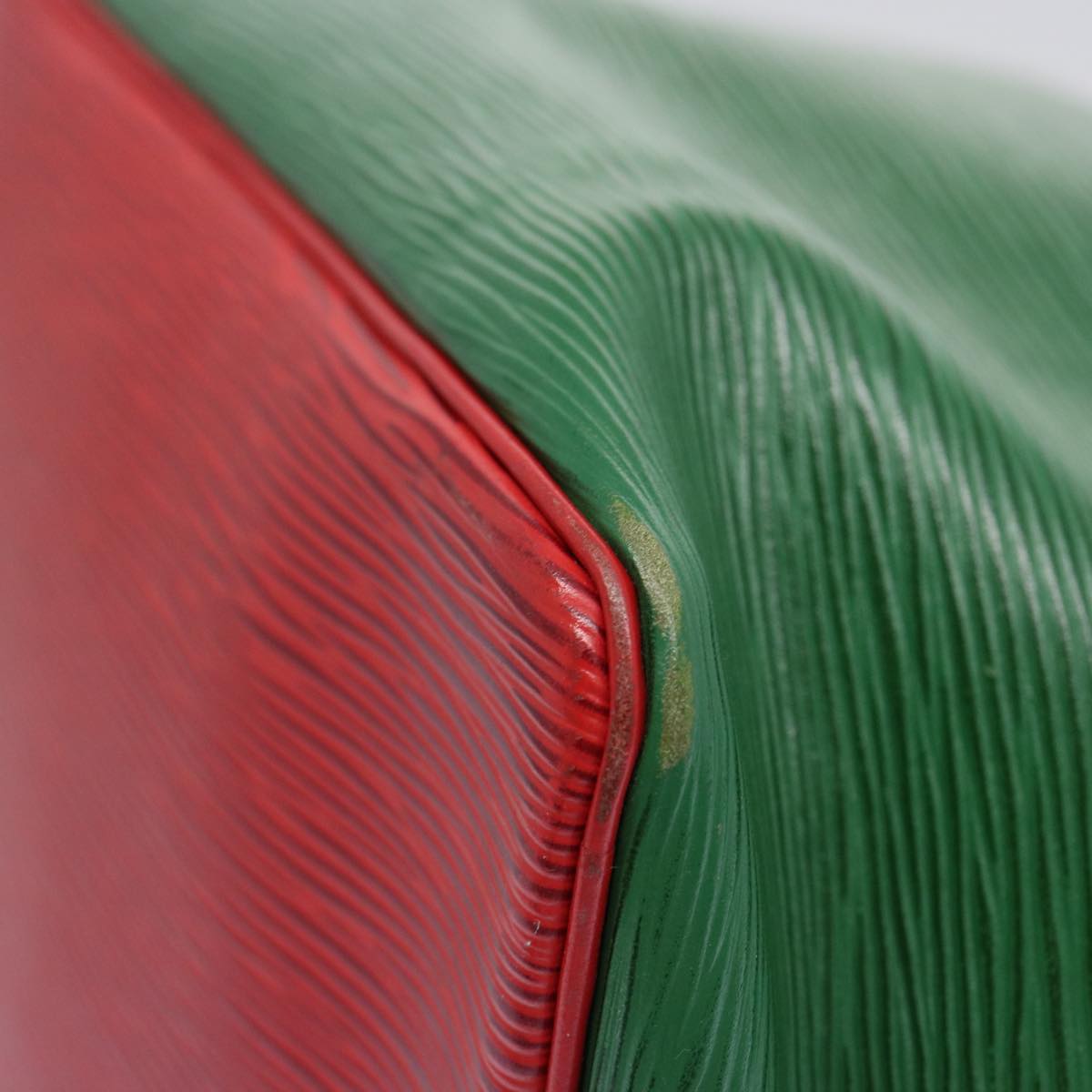 LOUIS VUITTON Epi Petit Noe Shoulder Bag Bicolor Green Red M44147 LV 64091