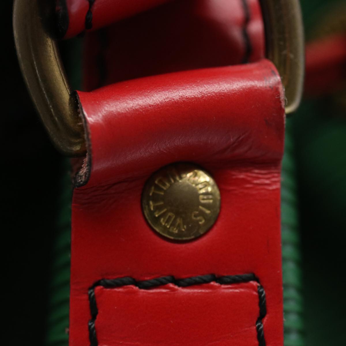 LOUIS VUITTON Epi Petit Noe Shoulder Bag Bicolor Green Red M44147 LV 64091
