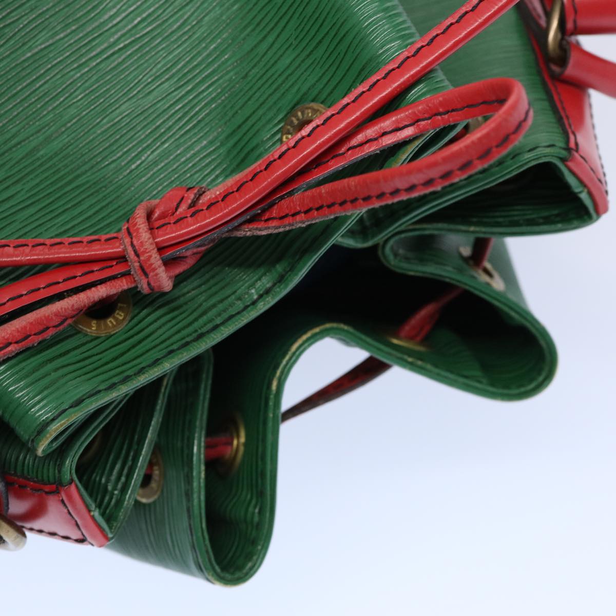 LOUIS VUITTON Epi Petit Noe Shoulder Bag Bicolor Green Red M44147 LV 64091