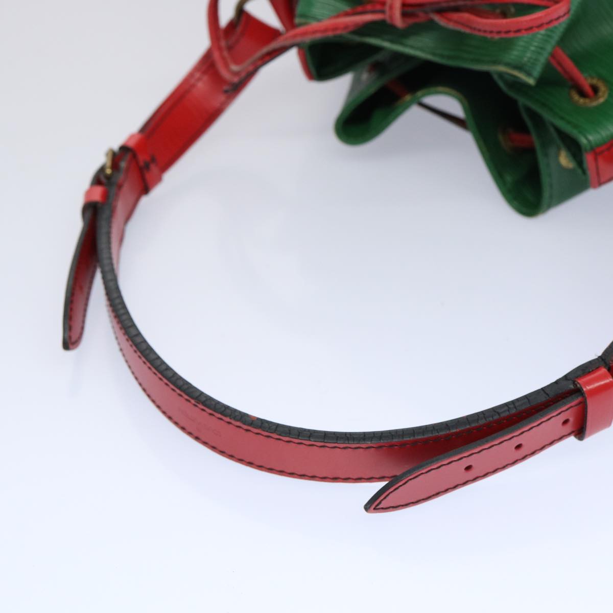 LOUIS VUITTON Epi Petit Noe Shoulder Bag Bicolor Green Red M44147 LV 64091