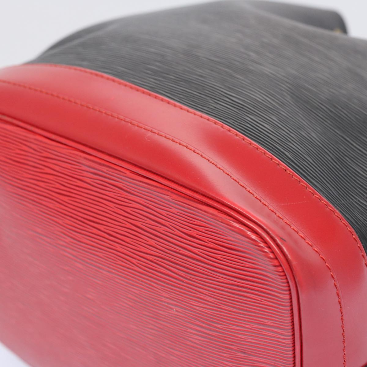 LOUIS VUITTON Epi Noe Shoulder Bag Bicolor Black Red M44017 LV 64093