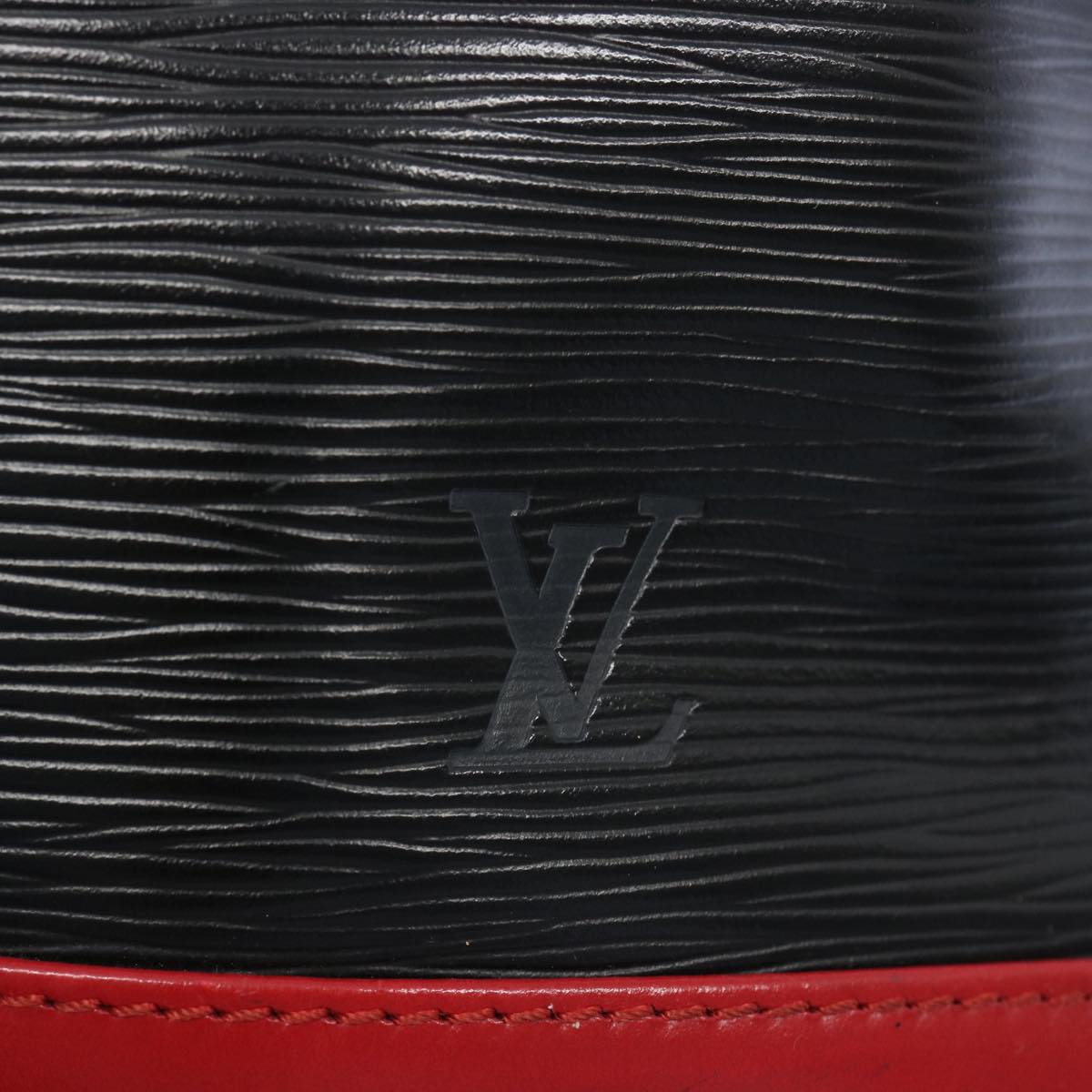 LOUIS VUITTON Epi Noe Shoulder Bag Bicolor Black Red M44017 LV 64093