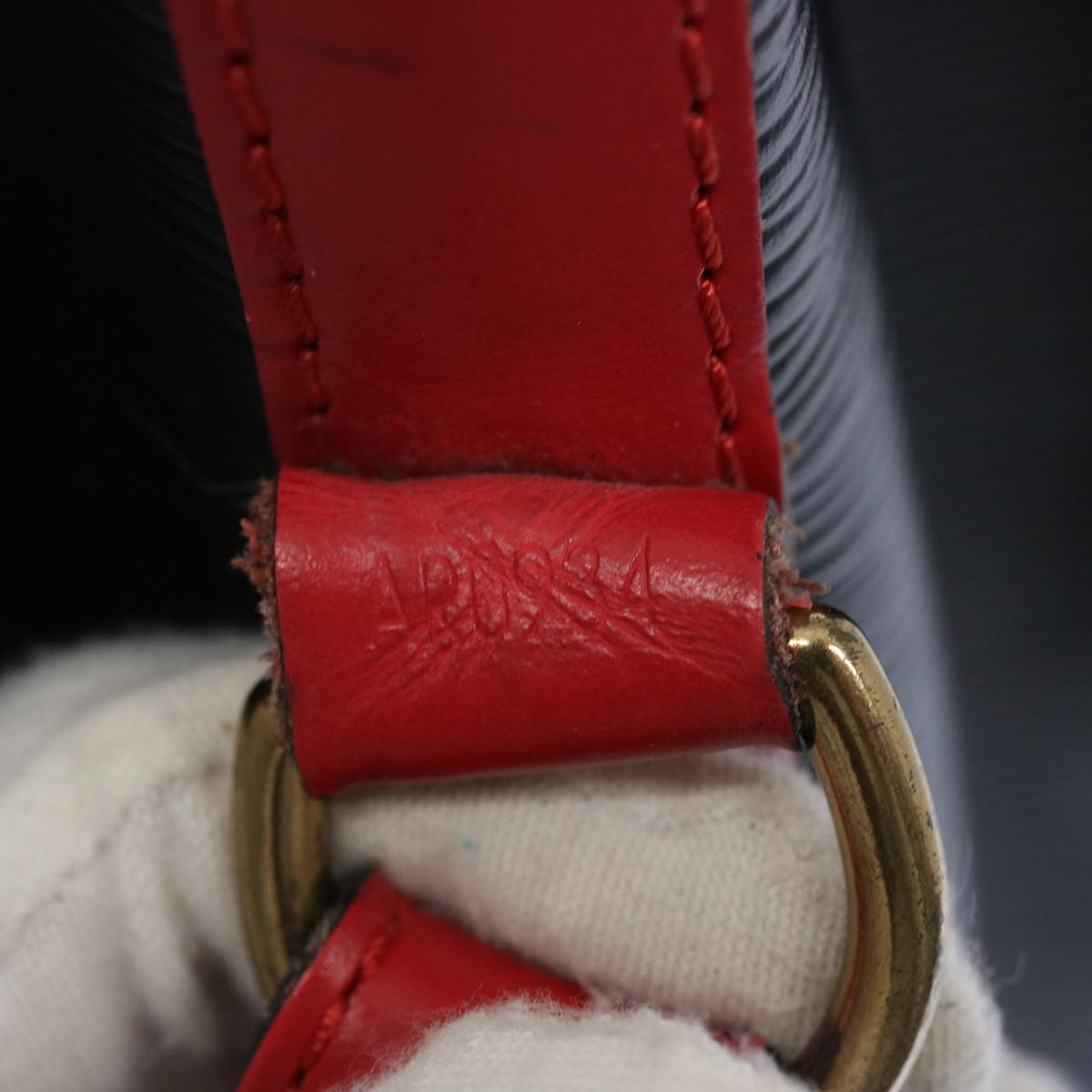 LOUIS VUITTON Epi Noe Shoulder Bag Bicolor Black Red M44017 LV 64093