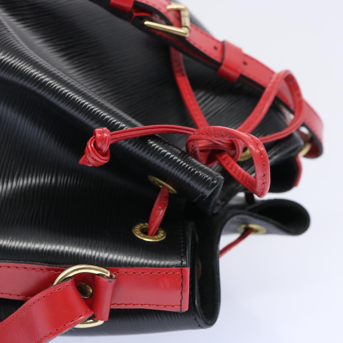 LOUIS VUITTON Epi Noe Shoulder Bag Bicolor Black Red M44017 LV 64093